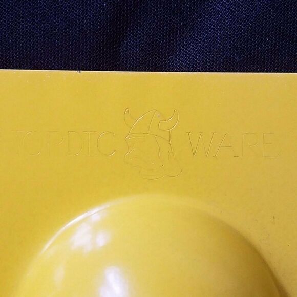 NORDIC WARE Original Cake POPS Baking Pan - Picture 4 of 6